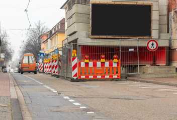 Baustellen barriere an einer Seitenstraße