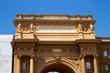 Historic Triumphal Arch in Republic Square