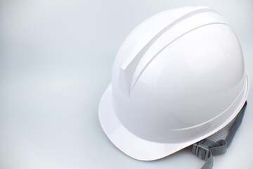 a safety helmet that protects the head.