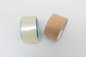 ダンボール 引っ越し 資源 まとめる 透明テープ ガムテープ