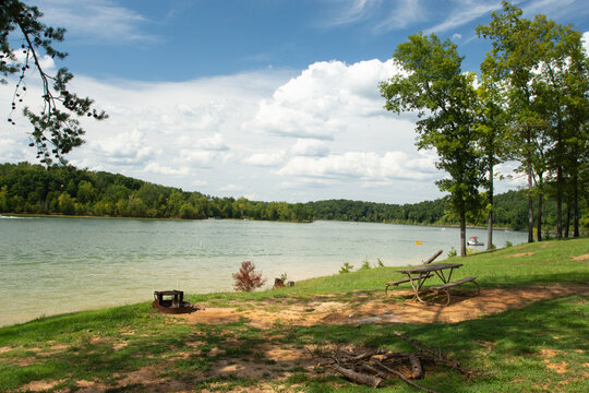 Mammoth Cave, KY  / United States - August 31 2019: Nolin Lake State Park Campground View