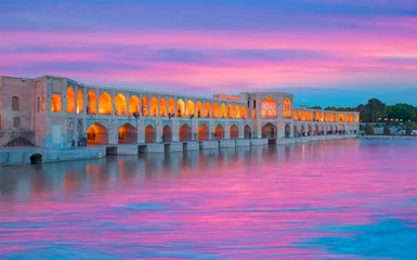 Cercles muraux Pont Khadjou People resting in the ancient Khaju Bridge at amazing sunset - Isfahan, Iran   