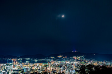 稲佐山と長崎港の夜景