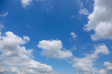 Naklejka na ściany i meble View of beautiful sky with clouds