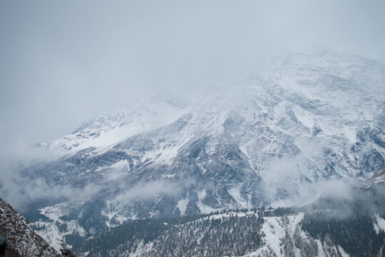 Snowy himalayan mountains by Ledar village, Annapurna circuit, Nepal