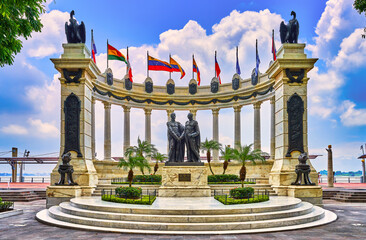 Hemiciclo de la Rotonda Malecon 2000 landmark of Guayaquil Ecuador in south america - 362915399