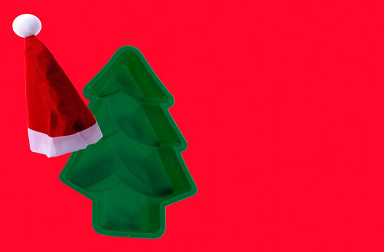 santa claus on green background with message space