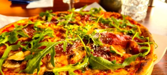 Carpaccio pizza