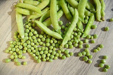 green peas on the table