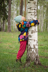 Девочка обнимает березу, A girl embraces a birch tree