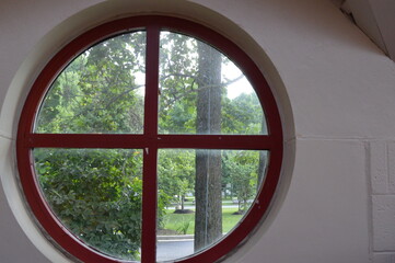 red circle window