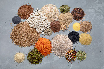 Various kinds of natural grains