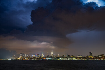 A low precipitation supercell over New York City