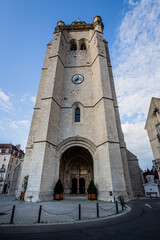 Fototapeta na wymiar Collégiale Notre-Dame de Dole