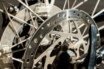 Fototapeta premium Mountain bike wheel gears closeup. Brake system. Close-up. Shifting speeds.