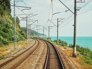 Fototapeta na wymiar Railway to the sea
