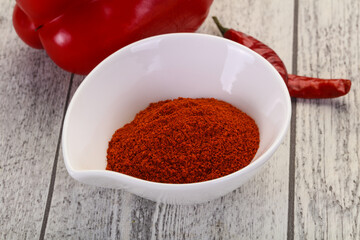 Paprika powder in the bowl