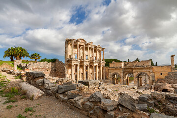 Obraz premium Celsus Library in the Roman ruins of Ephesus, Selcuk, Turkey