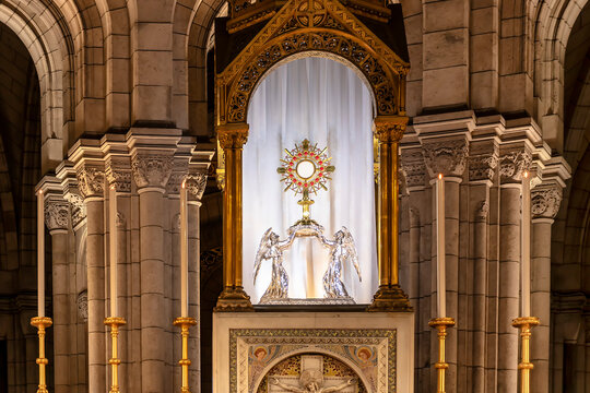 Paris, France - March 14, 2018: Sacred receptacle inside The Basilica of the Sacred Heart of Paris, is a Roman Catholic church and minor basilica, dedicated to the Sacred Heart of Jesus