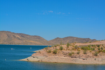 Fototapeta premium View of Lake Pleasant in Lake Pleasant Regional Park, Sonoran Desert, Arizona USA