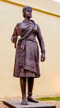 LUANDA, ANGOLA - MAR 4, 2013: Statue of Woman in Luanda, formerly named Sao Paulo da Assuncao de Loanda, is the capital and largest city of Angola. 