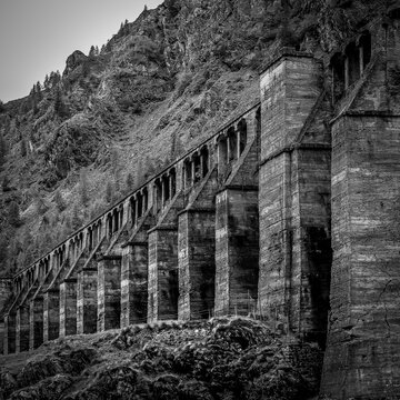 An Old damage dan in north Italy gleno