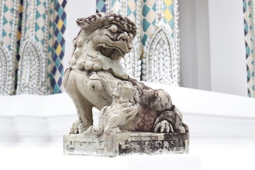  Chinese guardian lions  Sculpture , Fu Lion or Shi , in Thai Temple
