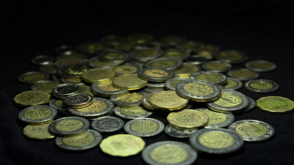 MONEDAS APILADAS