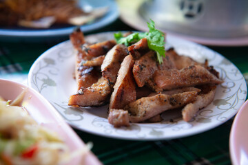 sliced grilled pork shoulder