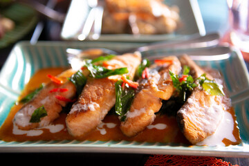 Salmon chili basil curry