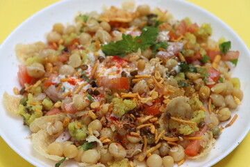 Masala puri chaat, famous street food in Karnataka, South India
