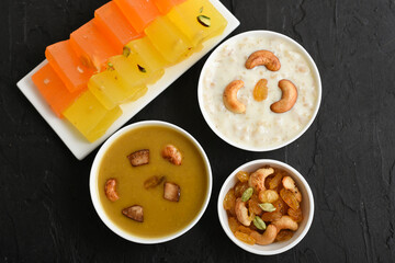 Mithai / semiya payasam(vermicelli), seasonal sweet dish Kerala India, South Indian sweet for Onam, Vishu festival. kheer made with roasted vermicelli, condensed milk in clay Dusshera, Vishu, Diwali, 