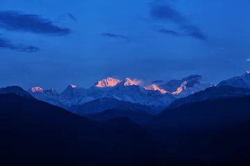 Papier Peint photo Kangchenjunga Kangchenjunga vue rapprochée de Pelling au Sikkim, Inde. Kangchenjunga est la troisième plus haute montagne du monde.