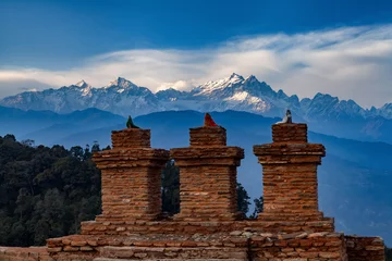 Cercles muraux Kangchenjunga Rabdentse Ruins near Pelling, Sikkim state in India. Rabdentse was the second capital of the former kingdom of Sikkim.