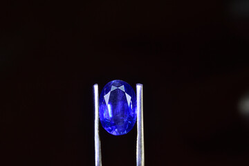 Blue gem
Selected, beautiful colors, with glitter In the tong