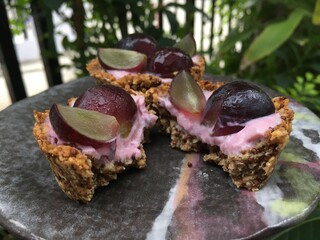 Purple Grape yogurt granola tart