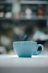 toma de cerca de taza de café caliente