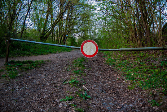 Waldweg Durchfahrtsverbot