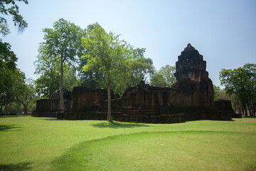 Fototapeta na wymiar Prasat Mueang Sing Historical Park, Kanchanaburi Province, Thailand