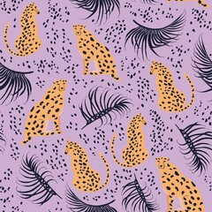 1646 Cheetah and Palm Leaves - 363270710
