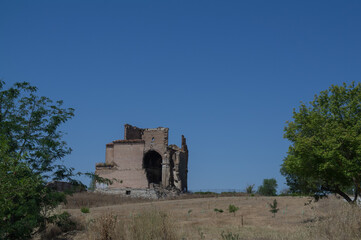 widok kościół ruiny niebo niebieskie