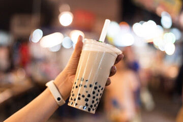 taiwanese bubble milk tea at night marketplace