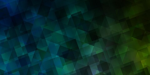 Obraz premium Light Blue, Green vector background with triangles.