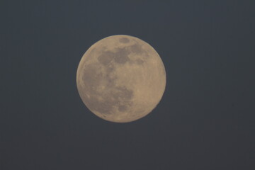 Super moon close-up pictures from April at Vienna