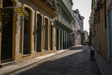 Fototapeta premium Calles de La Habana Vieja en Cuba