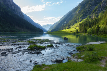 Fototapeta premium Bergsee in den Tiroler Alpen