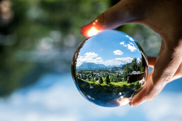 Die große Welt im Kleinen - Salzburg Landscape through glass ball