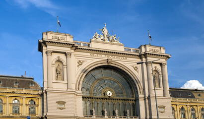 Fototapeta na wymiar budapest keleti railway station in hungary