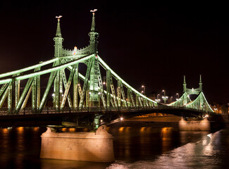 budapest liberty bridge