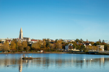 Obraz premium Lake in Reykjavik Capital of Iceland